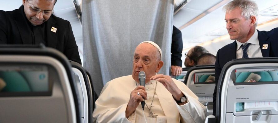 Папа Франциск обсуждает проблемы злоупотреблений в Бельгии