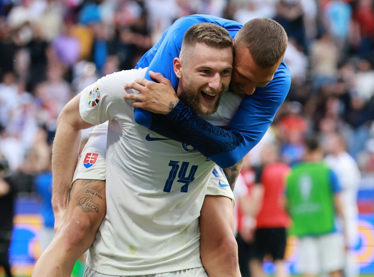 Бельгия проигрывает Словакии в дебюте на Евро-2020