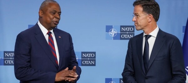 Призыв НАТО к единству против авторитаризма